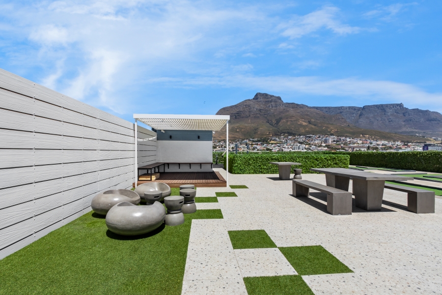 1 Bedroom Property for Sale in Woodstock Western Cape